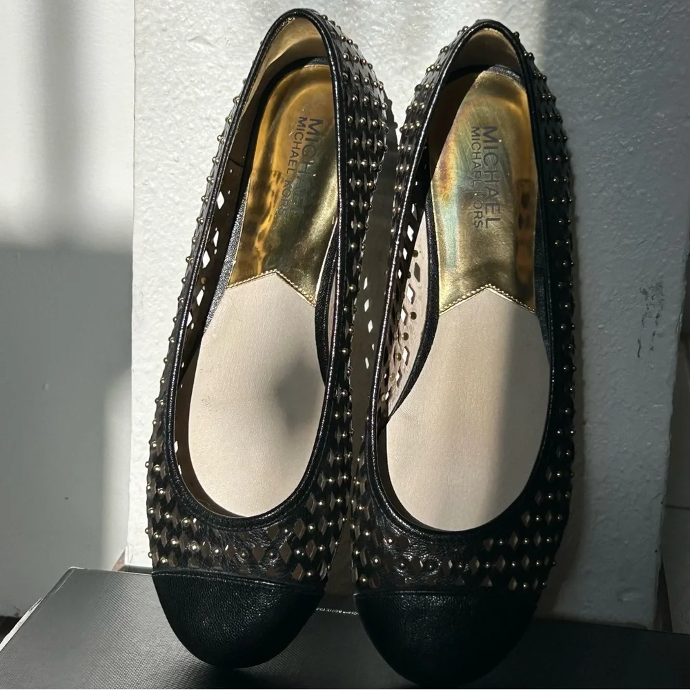 Michael Kors perforated leather Ballet Flats with gold metal details - Picture 1 of 7